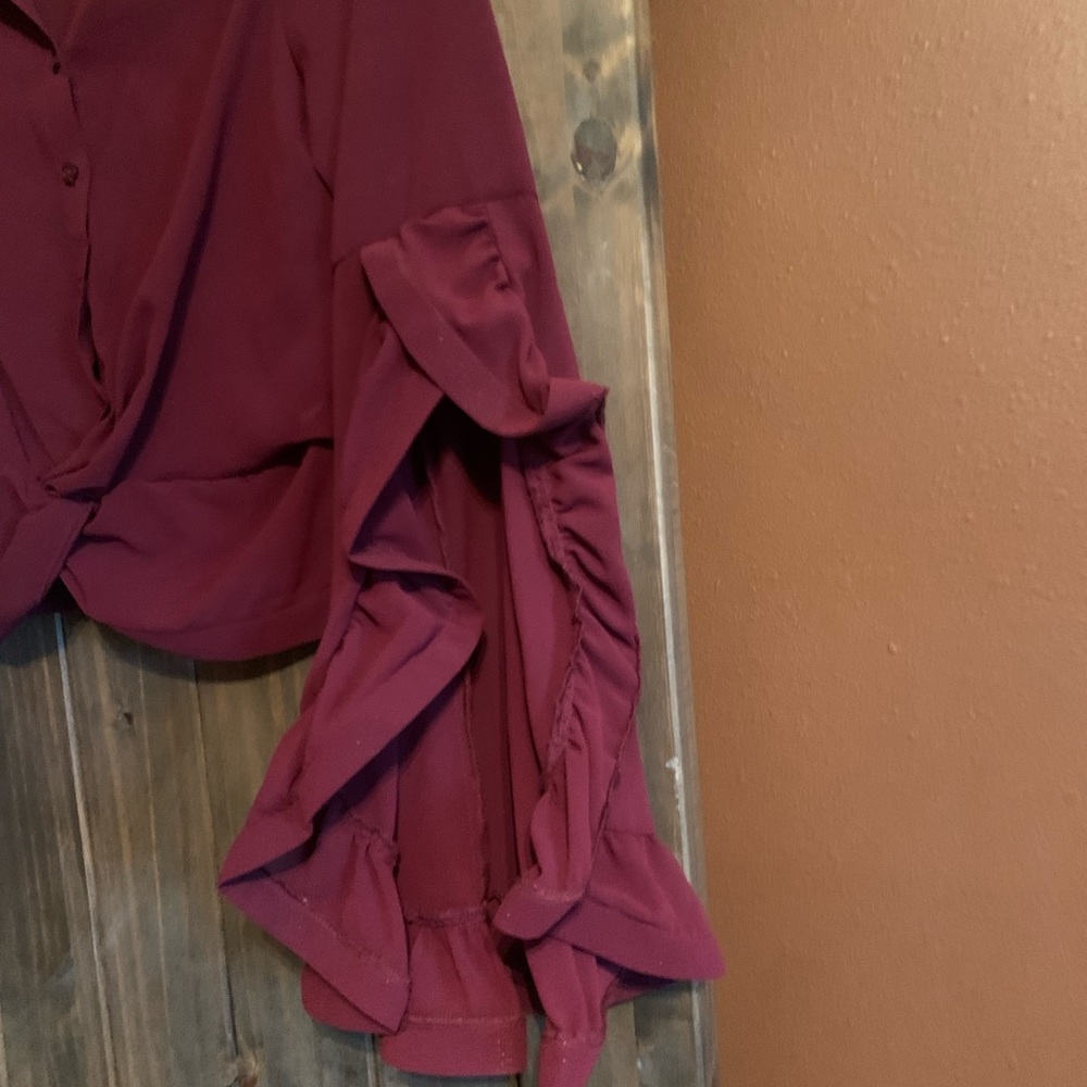 Maroon Sheer Crop Blouse With Flutter Sleeve. - image 4